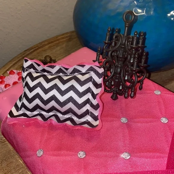 Barbie bed pink silver blanket black white pillow black chandelier pink drapes‌ - Picture 9 of 14